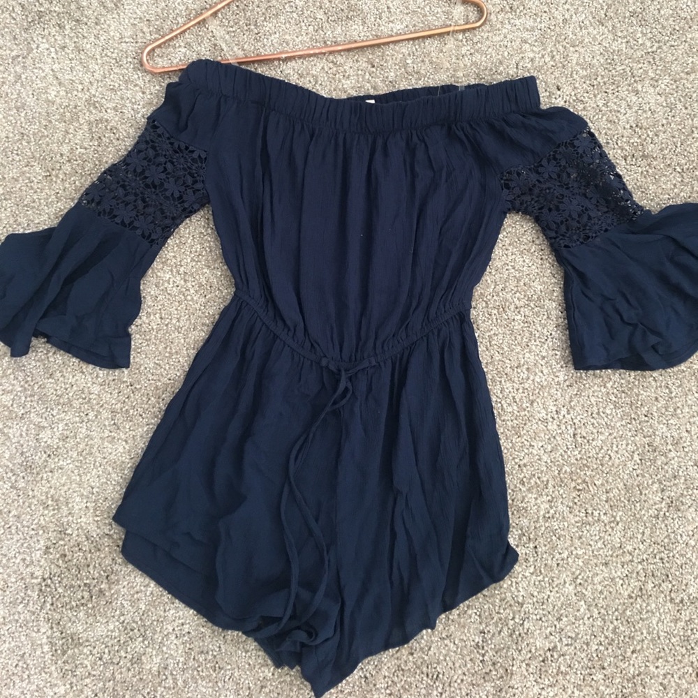 Navy Romper.. hardly worn!!